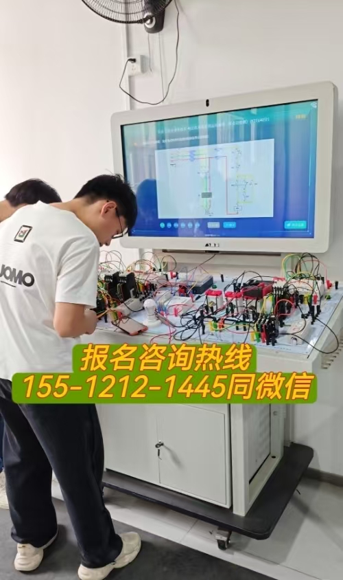 e8c7358c2a399db2ceb77a3e6a2be50e.jpg