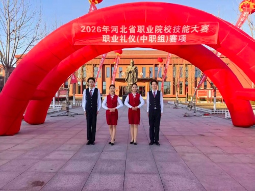 女生適合報石家莊東華鐵路學(xué)校什么專業(yè)？